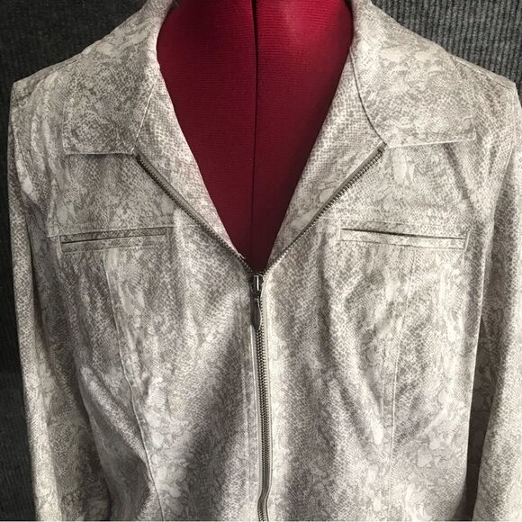 Chico’s Jacket Women Sze 12 Animal Print Cotton 3/4 Sleeves Front Zipper Pockets - Picture 8 of 11